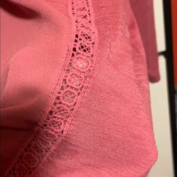 Reitmans pink blouse - Picture 3 of 3